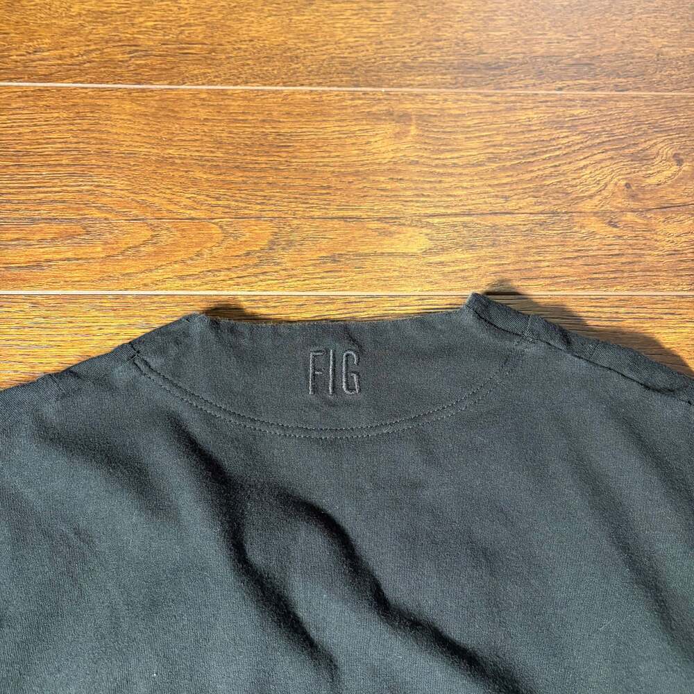 FIG Clothing Black Sleeveless V-Neck Top, Size M - Made in Canada - Picture 5 of 5